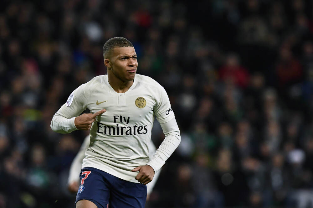 冲动的惩罚！一场2：1让西甲两豪门付出惨重代价 1人染红6张黄牌